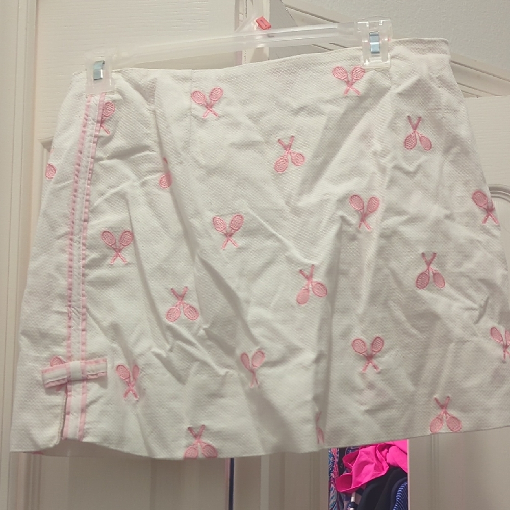 Lilly Pulitzer White and Pink Skirt Size 6. GUC